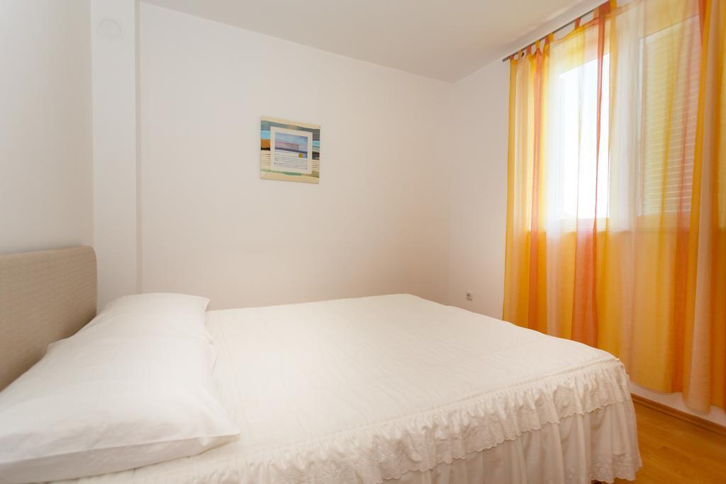 Apartman Snjezana Malinska Dış mekan fotoğraf