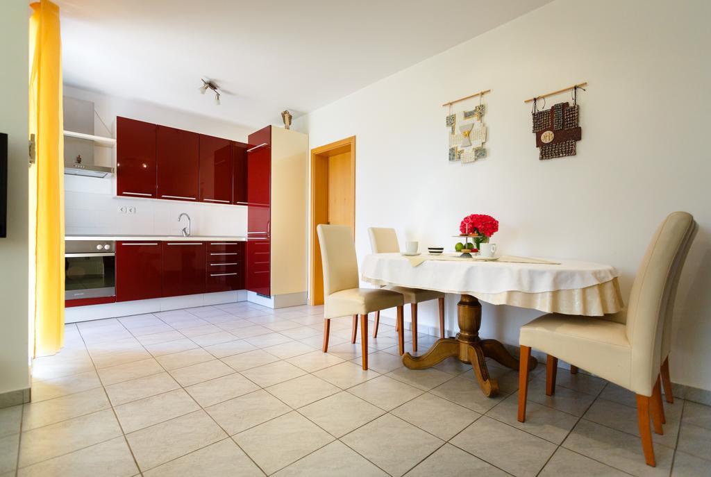 Apartman Snjezana Malinska Dış mekan fotoğraf