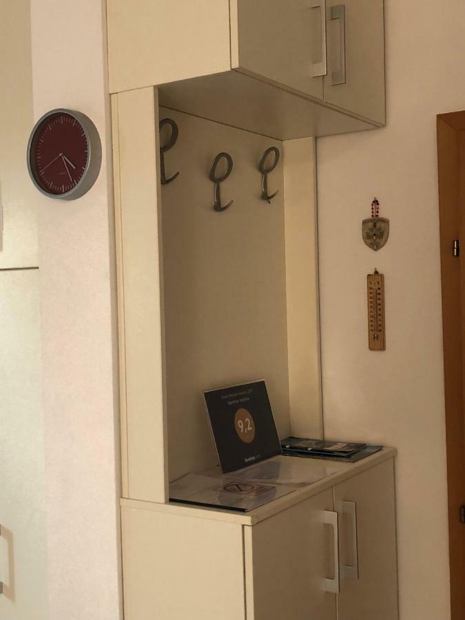 Apartman Snjezana Malinska Dış mekan fotoğraf