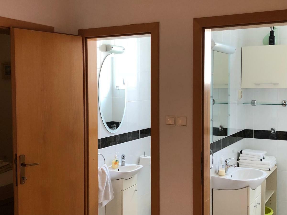 Apartman Snjezana Malinska Dış mekan fotoğraf