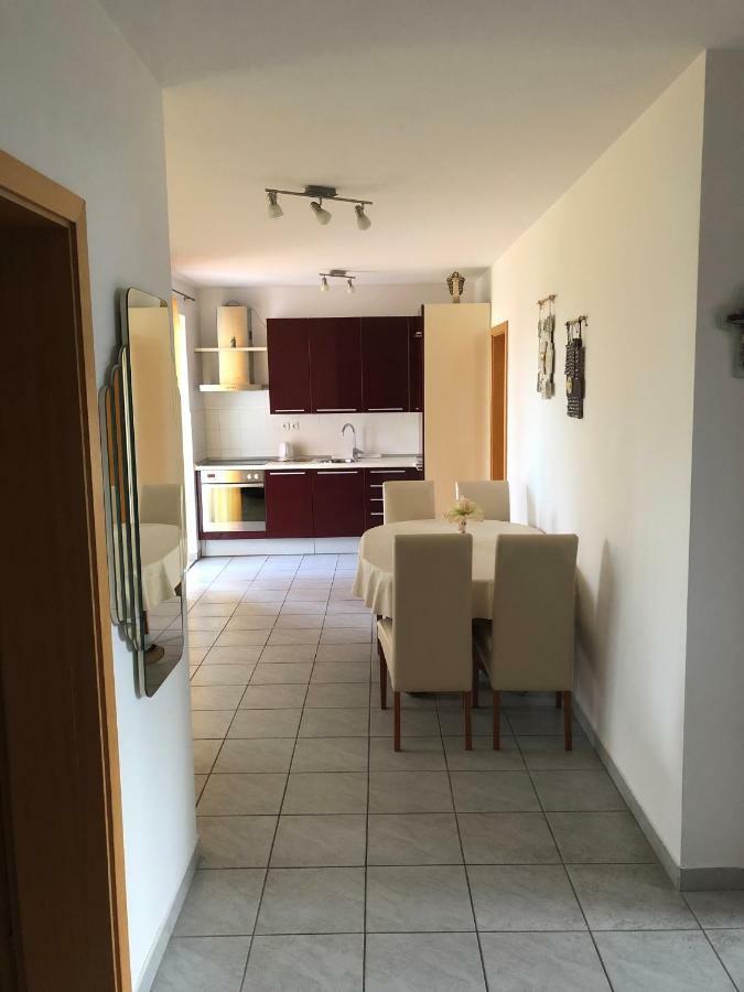 Apartman Snjezana Malinska Dış mekan fotoğraf